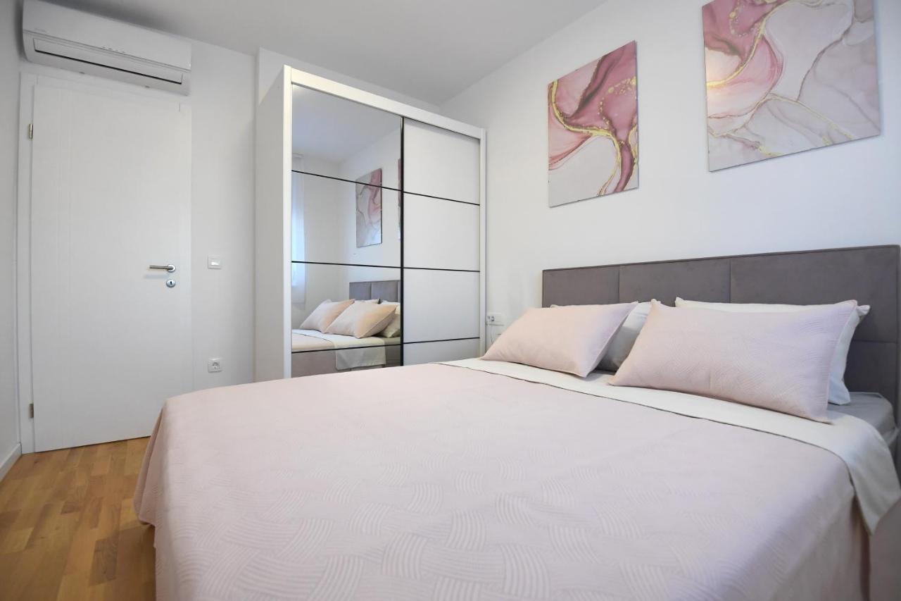 Garden Apartment Leoma With Free Parking! Задар Экстерьер фото
